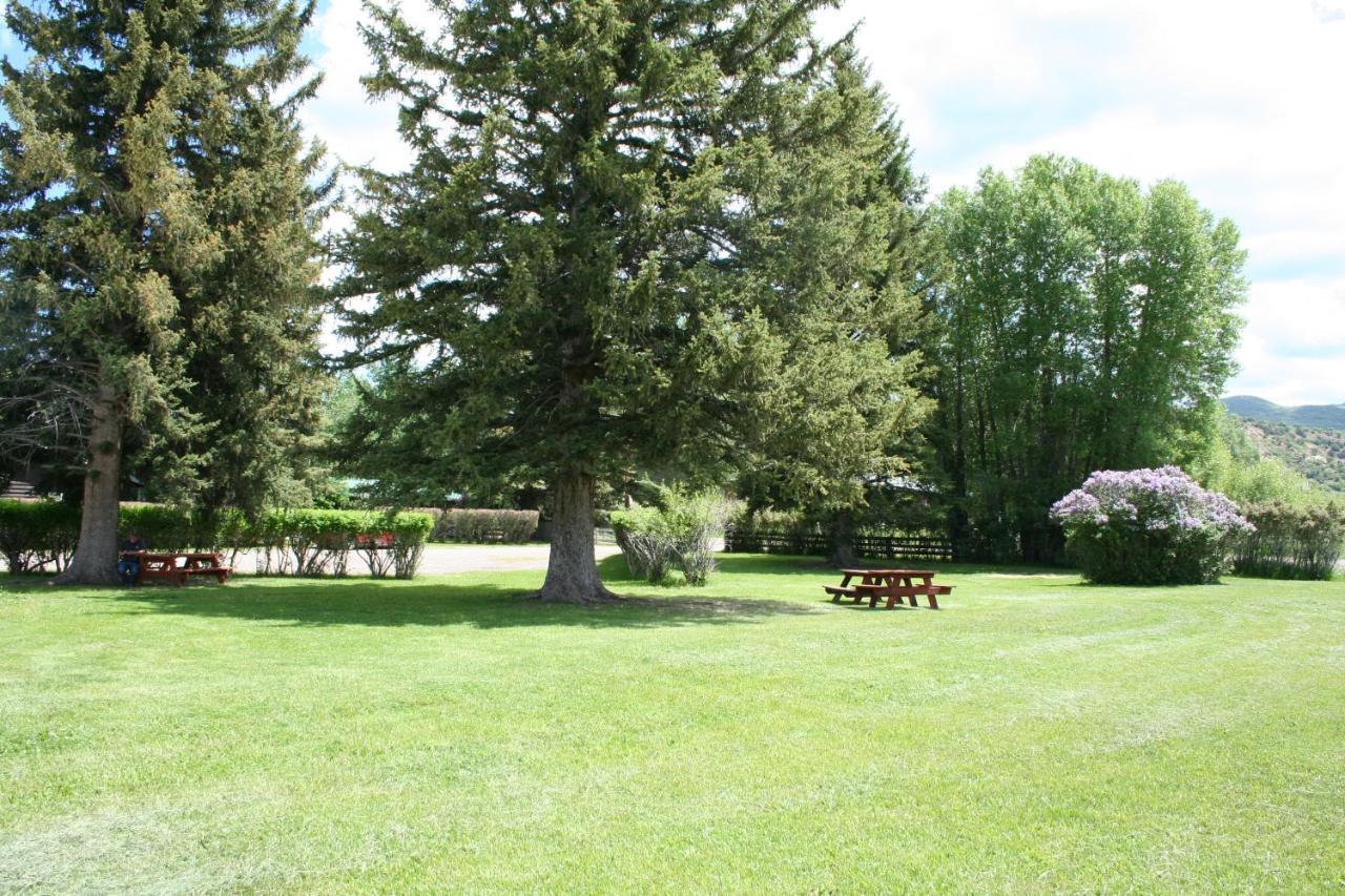 Rolling R Guest Ranch Konuk evi Meeker Dış mekan fotoğraf